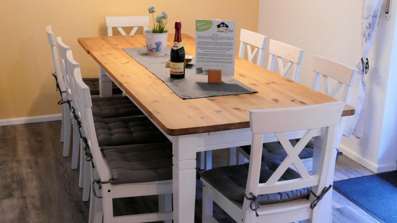 Helles Ferienhaus Im Landhausstil Fuer Bis Zu 10 Personen Frielendorf Esterno foto