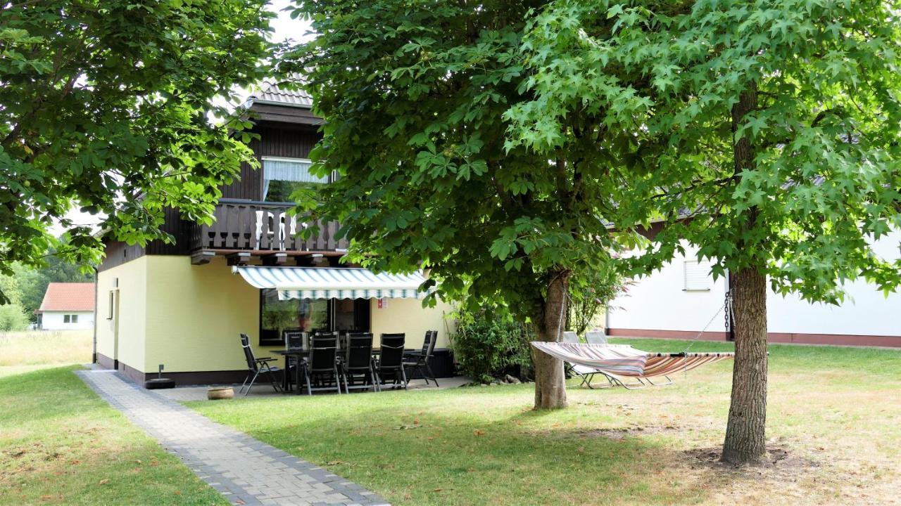 Helles Ferienhaus Im Landhausstil Fuer Bis Zu 10 Personen Frielendorf Esterno foto