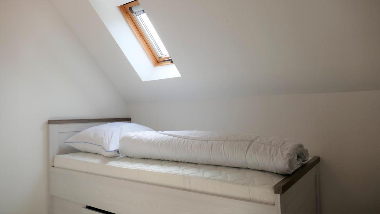 Helles Ferienhaus Im Landhausstil Fuer Bis Zu 10 Personen Frielendorf Esterno foto
